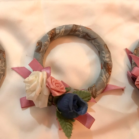 Vintage Napkin Rings - Picture 3 of 5